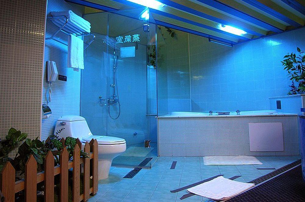 The We Hotel Taipei Dış mekan fotoğraf