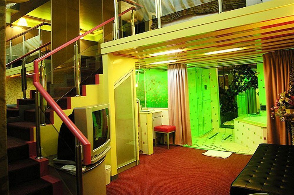 The We Hotel Taipei Dış mekan fotoğraf