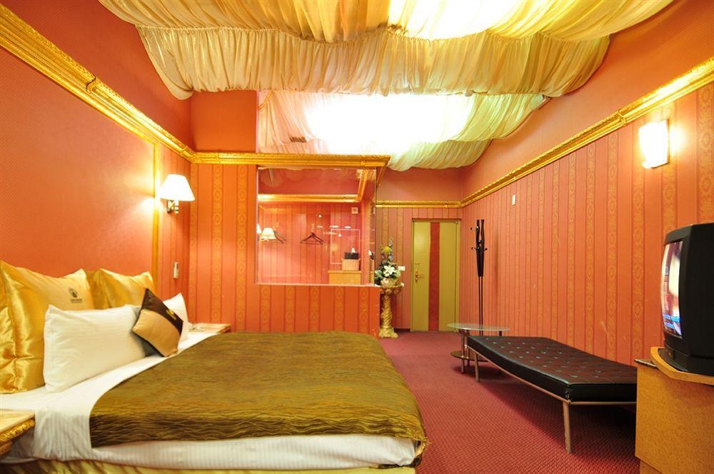 The We Hotel Taipei Dış mekan fotoğraf